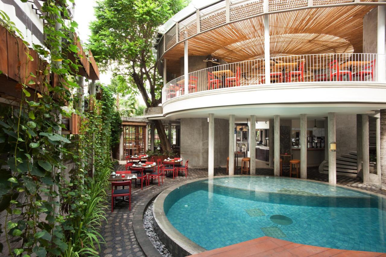 Grandmas Plus Hotel Seminyak Exterior photo