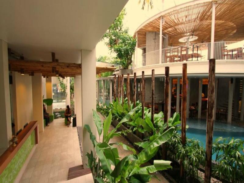 Grandmas Plus Hotel Seminyak Exterior photo