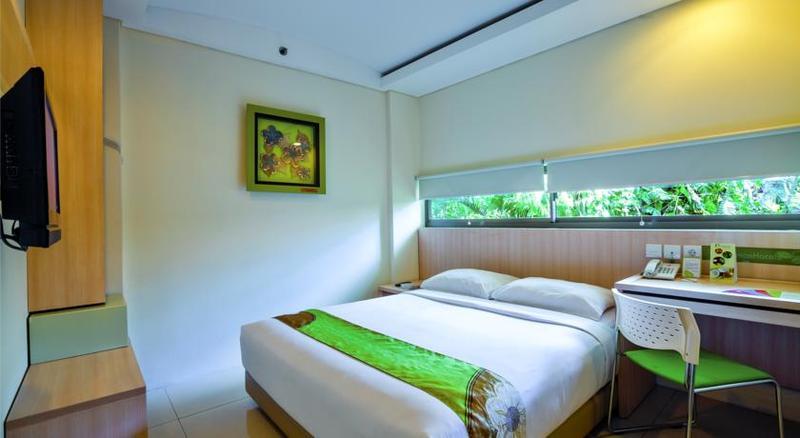 Grandmas Plus Hotel Seminyak Exterior photo