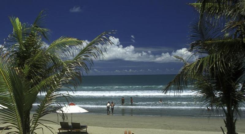 Grandmas Plus Hotel Seminyak Exterior photo